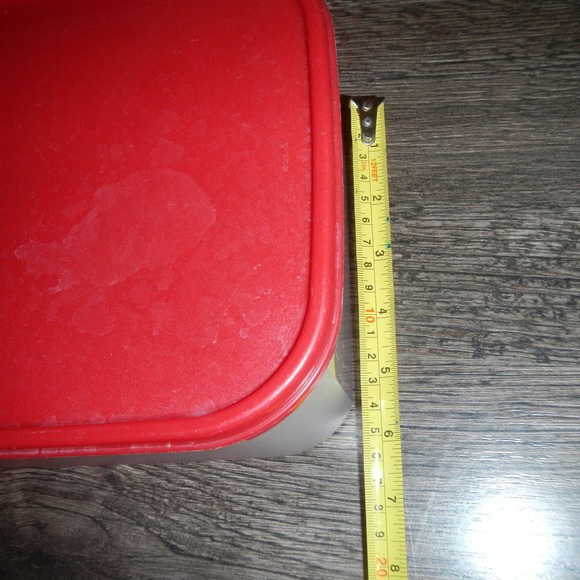 Tupperware Red Lid Container Rectangular Food Storage 2 Liter - Picture 9 of 10